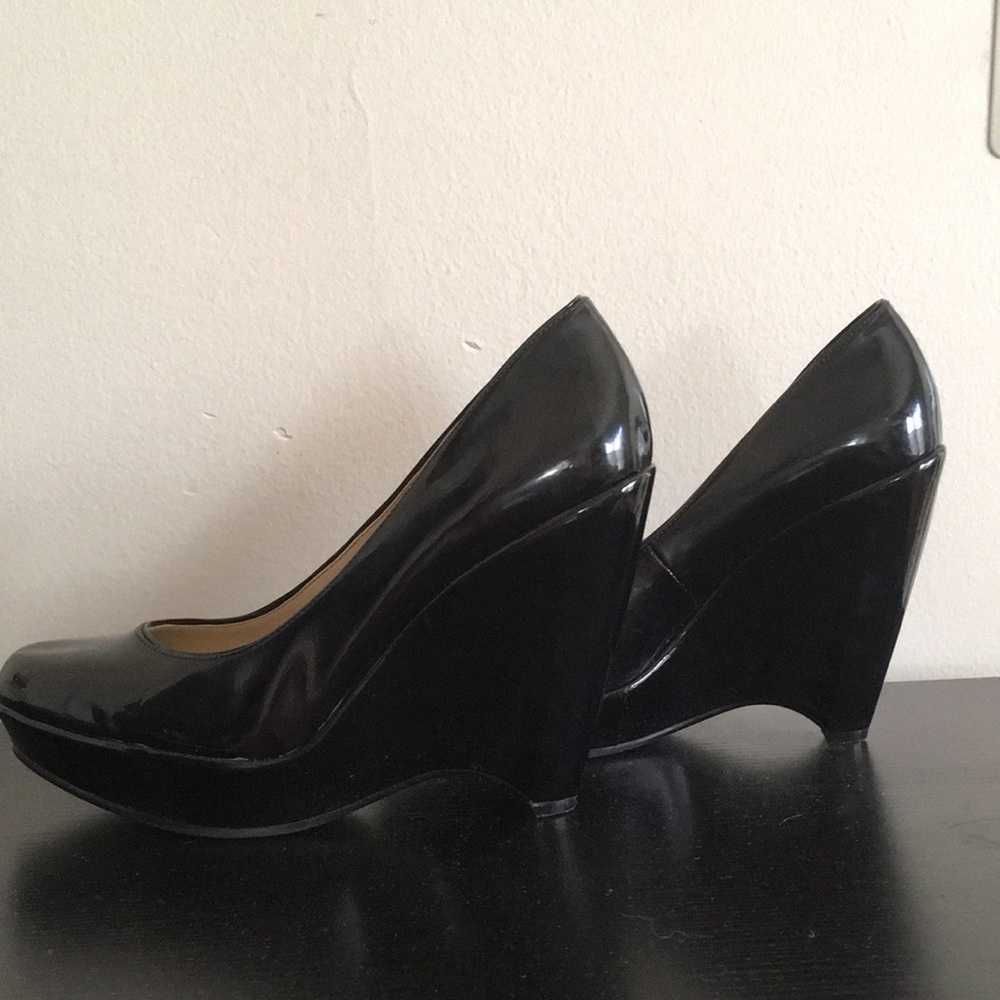Nine West patent platform wedges